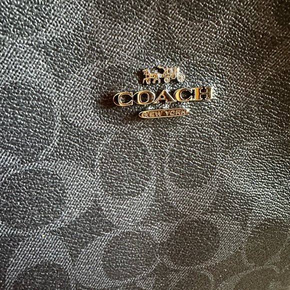 Coach reversible flag signature C Tote with Pouch - Picture 10 of 15